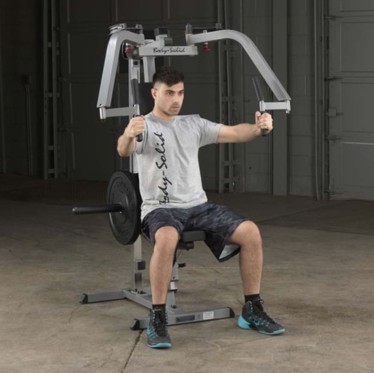 Body-Solid Chest and Shoulder Machine - Image 4