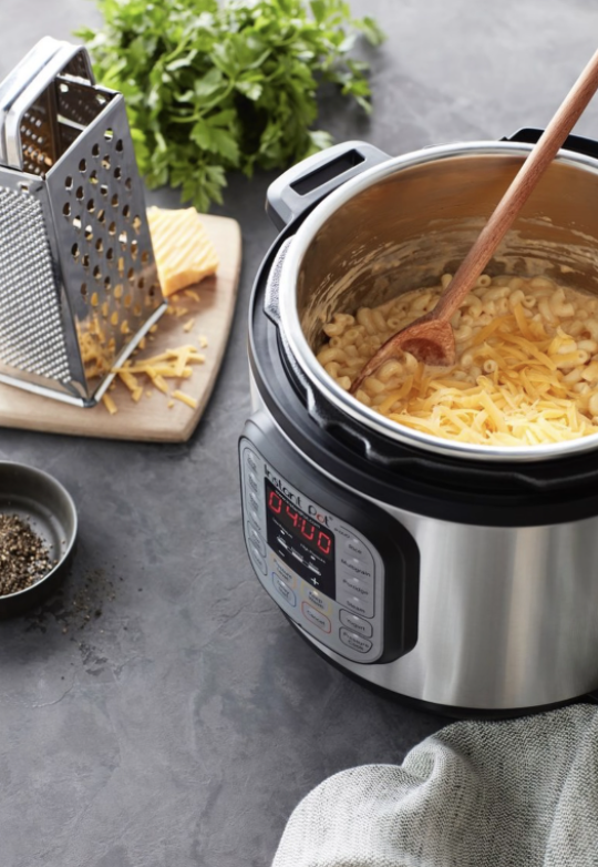Instant Pot Duo 7-in-1 Smart Pressure Cooker (8L) - Image 4